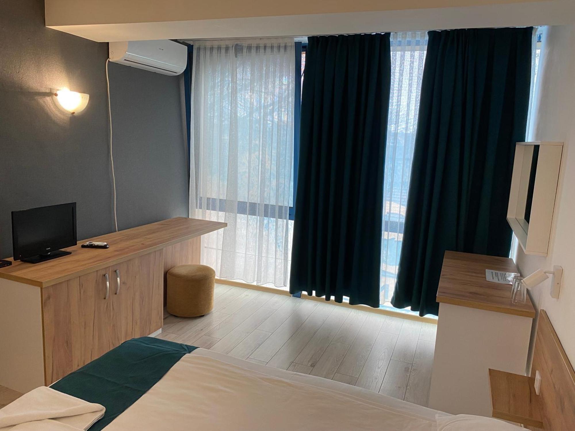 Hotel Fors Burgas City Exterior foto